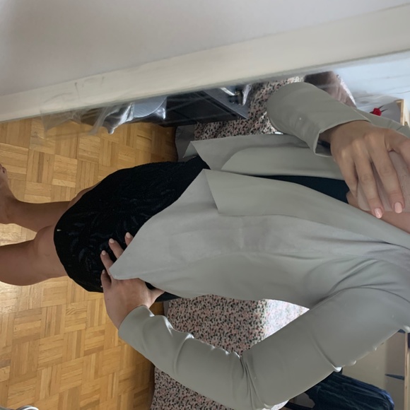 light grey blazer - Picture 6 of 7